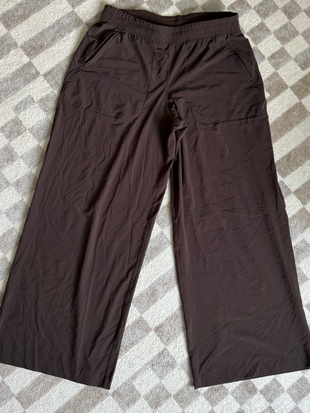 lululemon athletica Wide-Leg Track Pants in Chocolate Brown